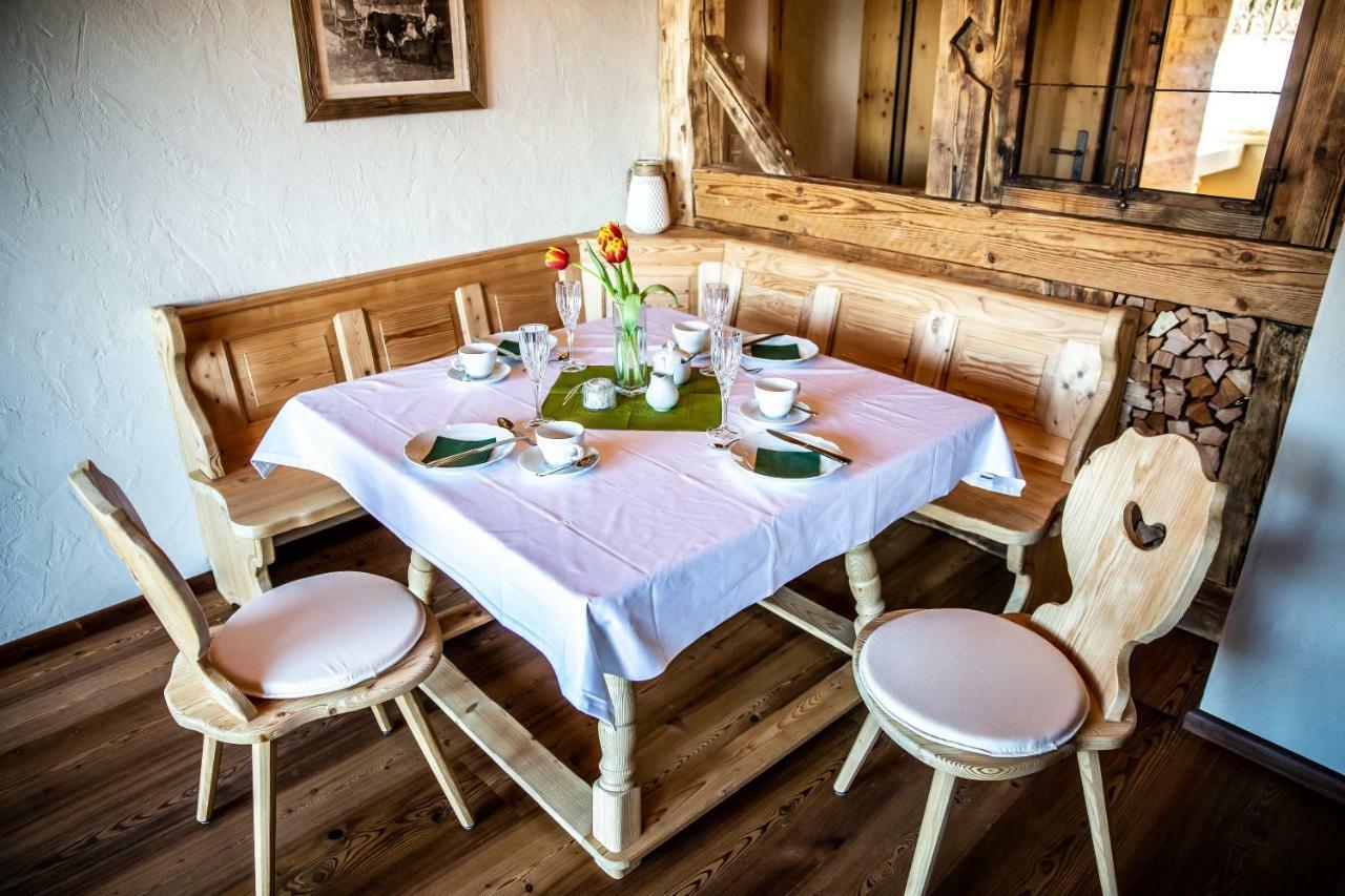 Hotel Florineum Weyregg Esterno foto