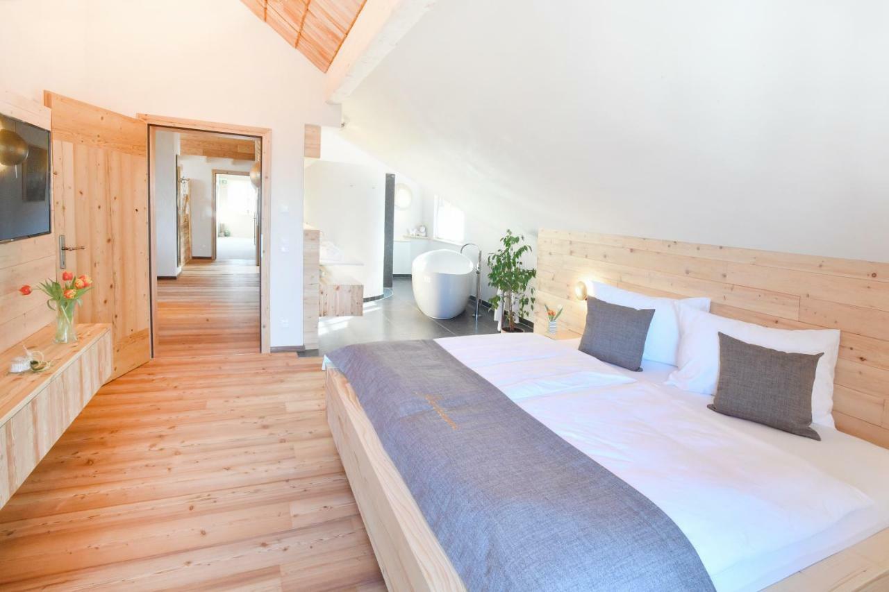 Hotel Florineum Weyregg Esterno foto
